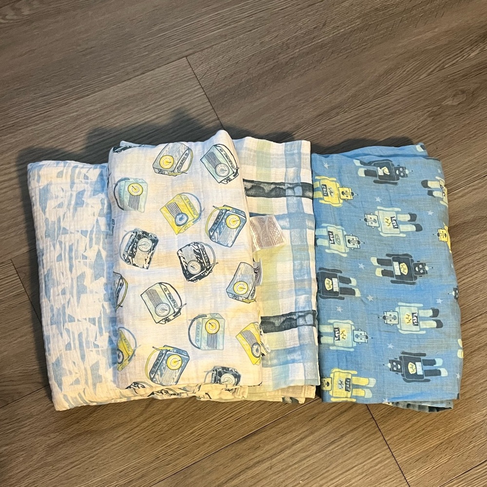 Aden and Anais Muslin Blankets